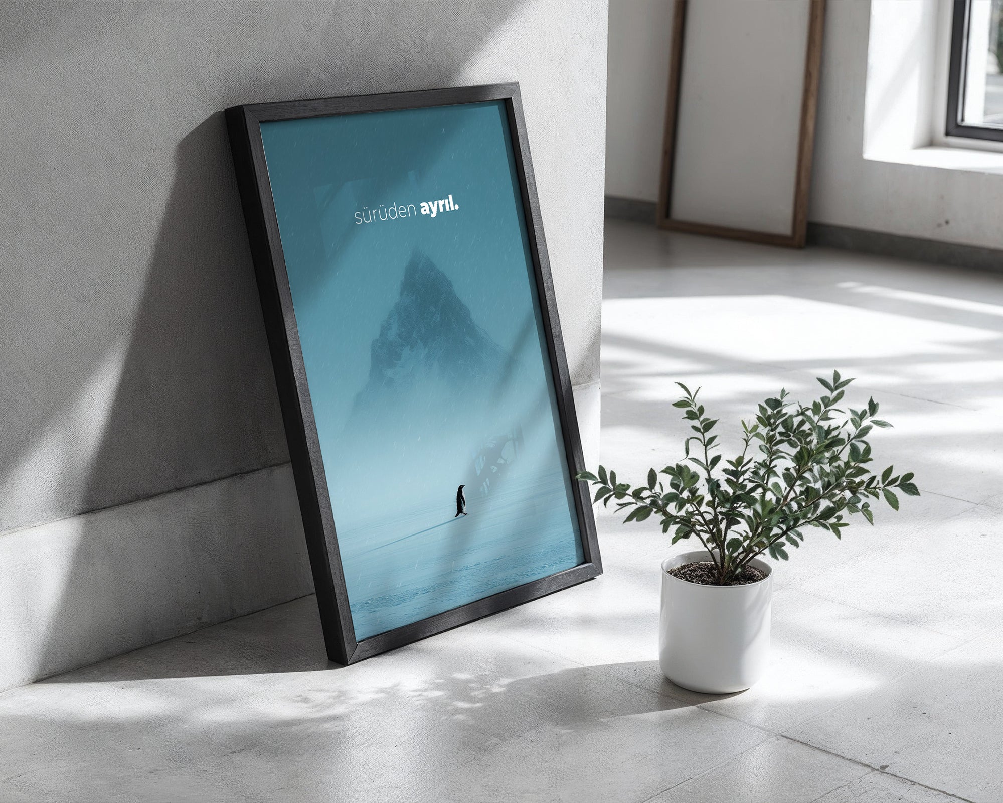 "Sürüden Ayrıl" Penguen Poster Tablo